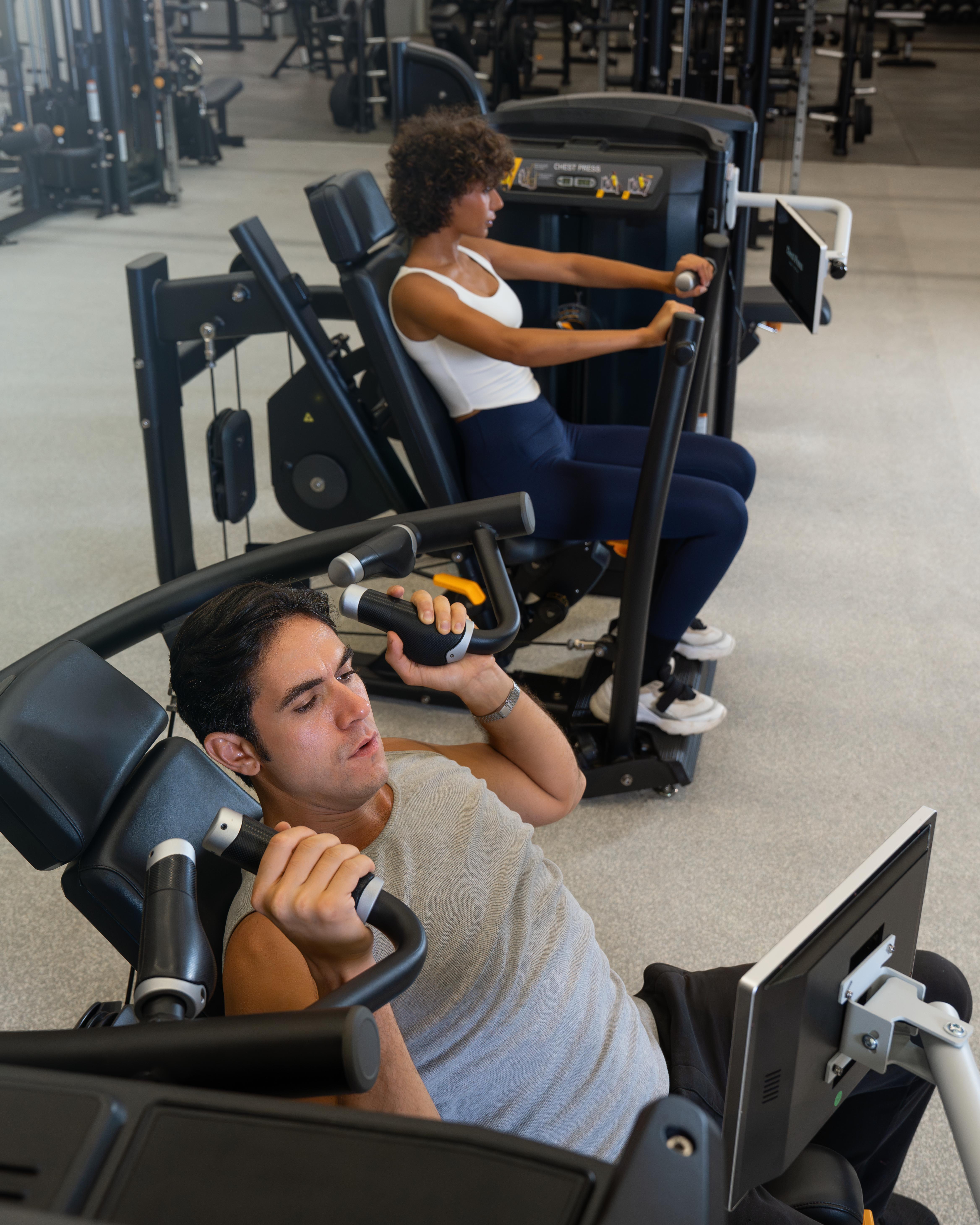 Digitalisierte trackbar Kraftgeräte mit Echtzeit-Feedback